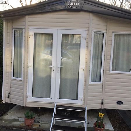 Hastings Holiday Home At Fairlight Lodge Beauport Holiday Park St Leonards-on-Sea Exterior photo